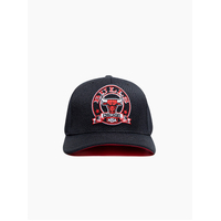 Mitchell & Ness Chicago Bulls NBA Emblem MVP Black/Red OSFM MNCG3115