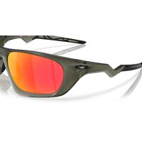 Oakley Lateralis OO9431-0460 Matte Olive Ink / Prizm Ruby Lenses