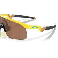 Oakley Youth Resistor OJ9010-2823 Yellow / Prizm Tungsten Lenses