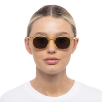 Le Specs Club Royale LSP2352234 Butterscotch / Khaki Lenses