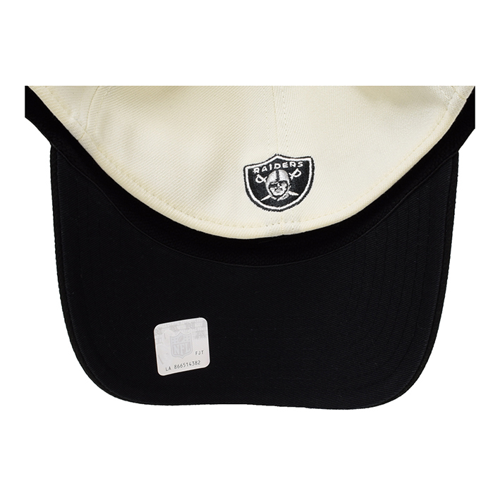 Las Vegas Raiders New Era 39THIRTY 2022 Official Sideline Coach Flex Cap