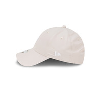 New Era New York Yankees 9Forty Women Moonstruck Beige OSFM