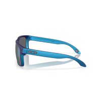 Oakley Holbrook XL OO9417-4759 Matte Cyan w Blue Colorshift / Prizm Black Polarised Lenses