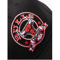 Mitchell & Ness Chicago Bulls NBA Emblem MVP Black/Red OSFM MNCG3115