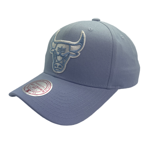 Mitchell & Ness Chicago Bulls Pro Crown Seasonal Spring Sky Blue OSFM