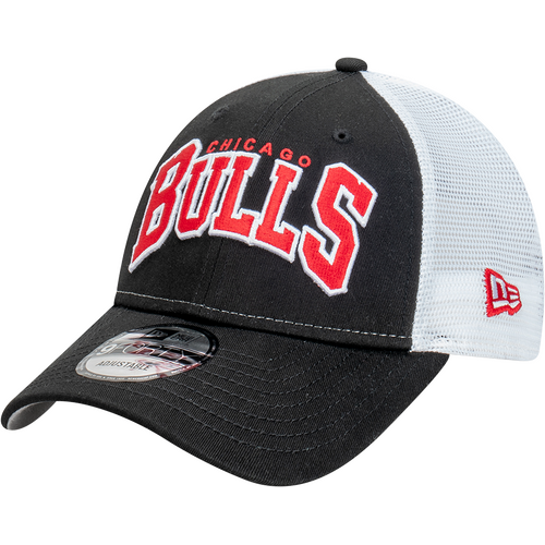 New Era Chicago Bulls 9Forty Arch Trucker Black/White OSFM